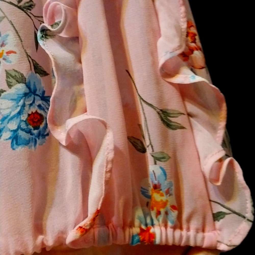 Split arm ruffled blouse